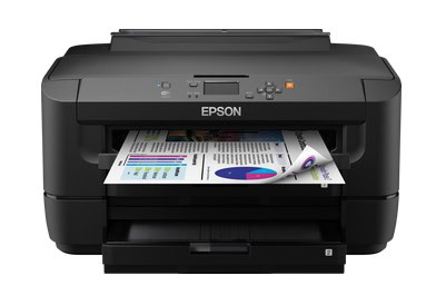 Tlačiareň Epson s farebnými dokumentmi na tlač.