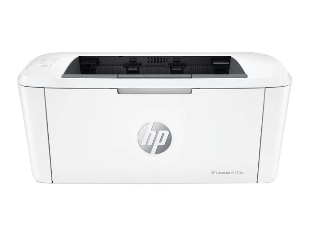 Biela tlačiareň HP LaserJet M110w na stole.