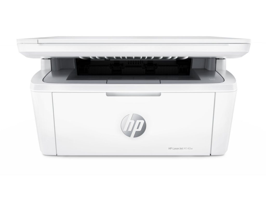 Biela tlačiareň HP LaserJet MFP M140w na stole.