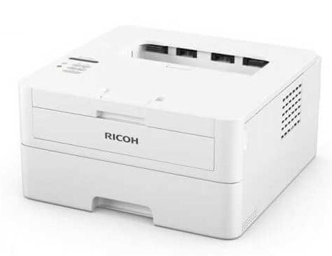 Biela tlačiareň Ricoh na kancelárske použitie.