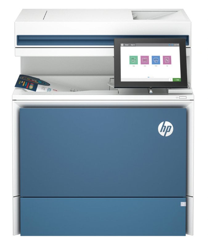 Moderná tlačiareň HP s dotykovým displejom a ovládacím panelom.